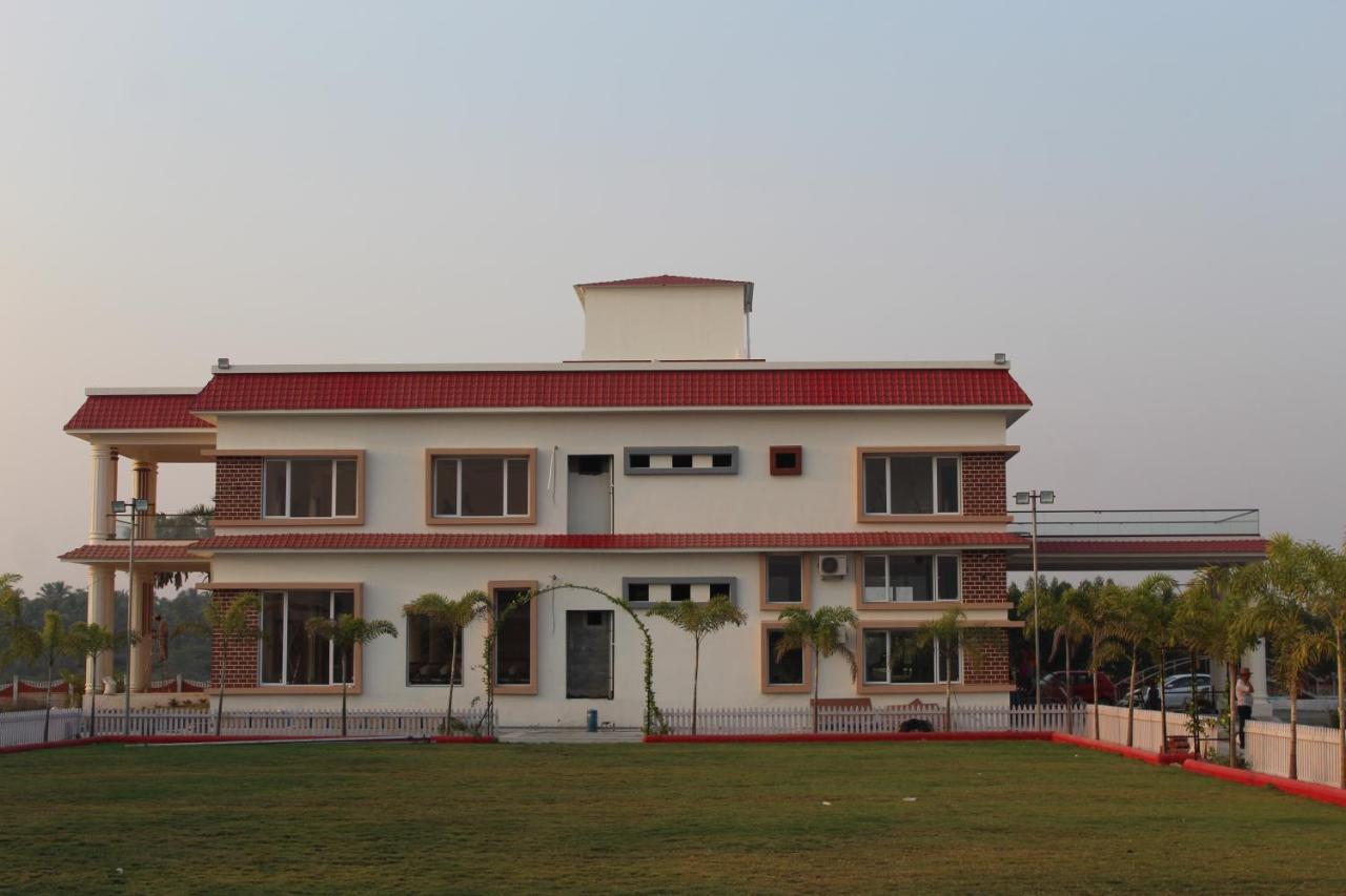 Flamingo Club And Resort Una 3 Km Away From Diu Check Post Esterno foto