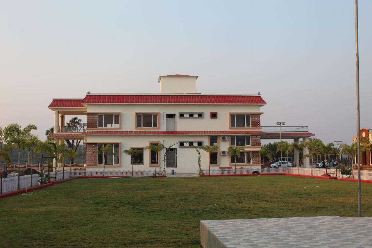 Flamingo Club And Resort Una 3 Km Away From Diu Check Post Esterno foto