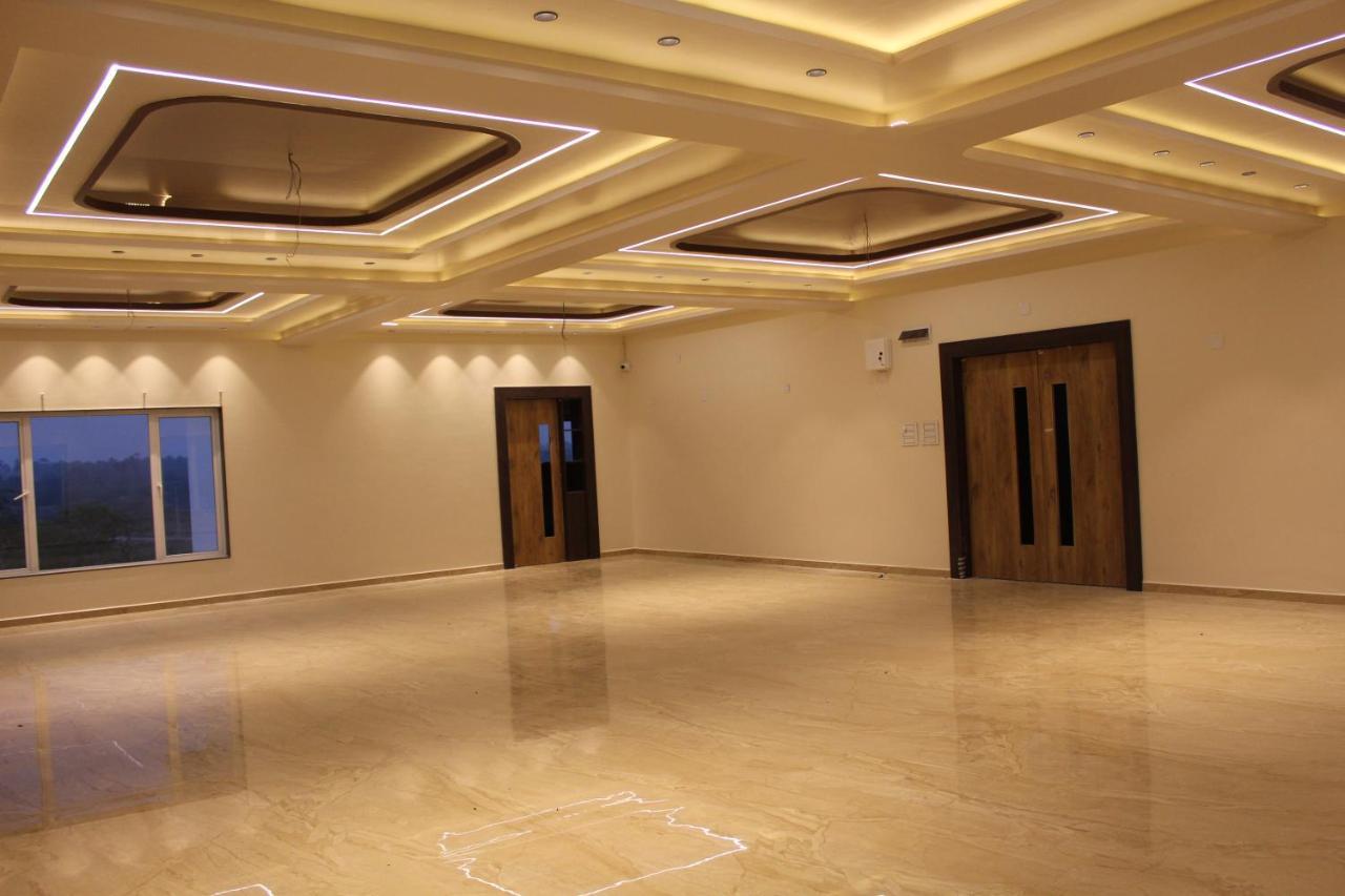 Flamingo Club And Resort Una 3 Km Away From Diu Check Post Esterno foto