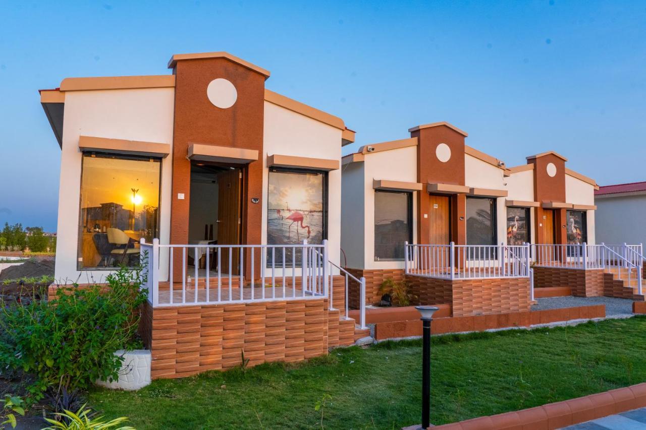 Flamingo Club And Resort Una 3 Km Away From Diu Check Post Esterno foto