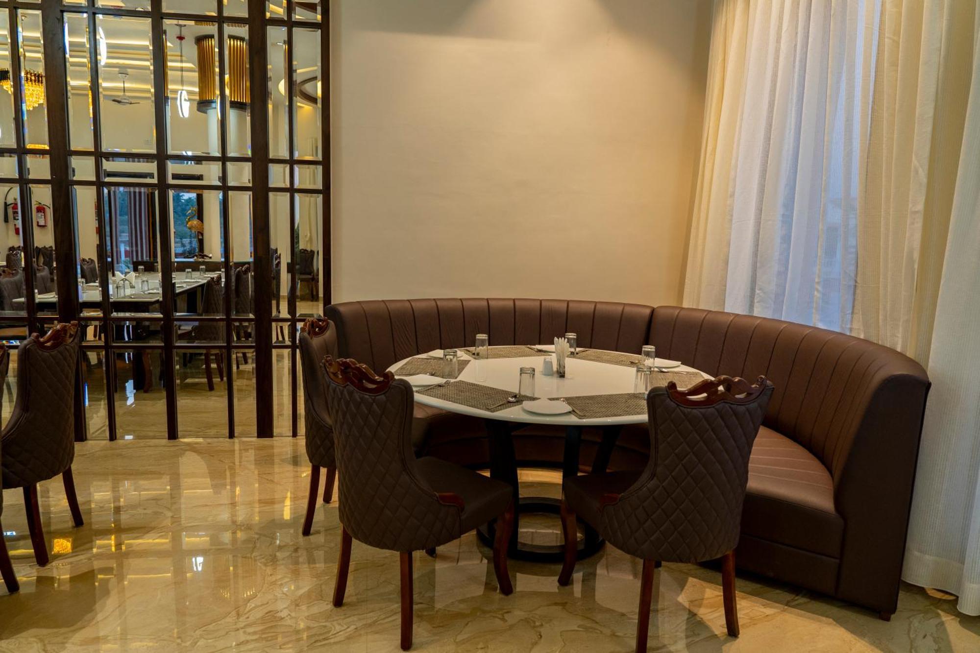 Flamingo Club And Resort Una 3 Km Away From Diu Check Post Esterno foto